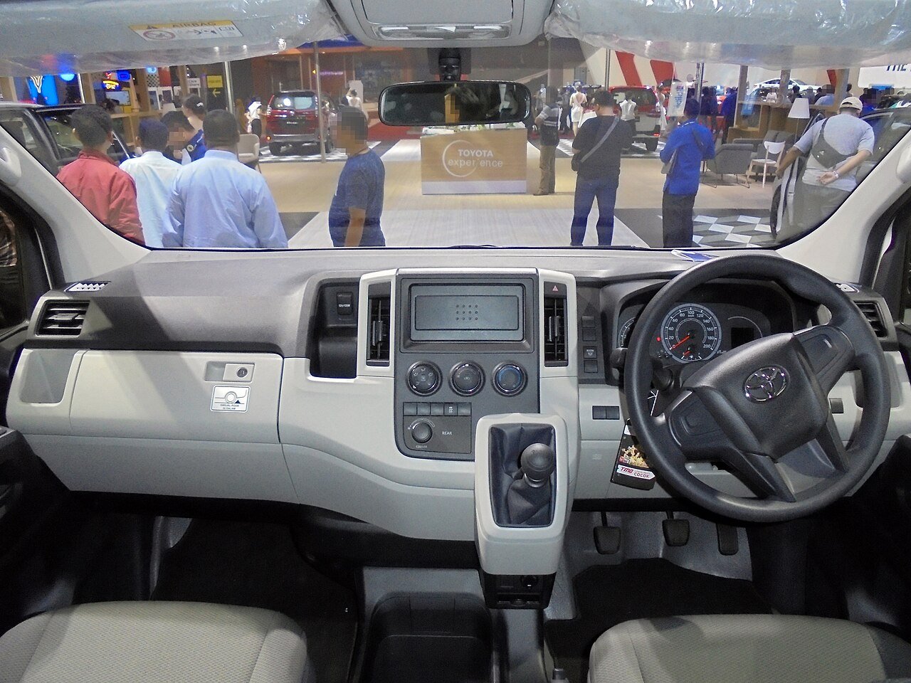 Interior Captain Seat HiAce Premio
